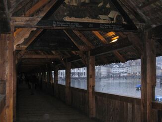 Luzern - Eine der berühmten Bildtafeln in der Kapellbrücke